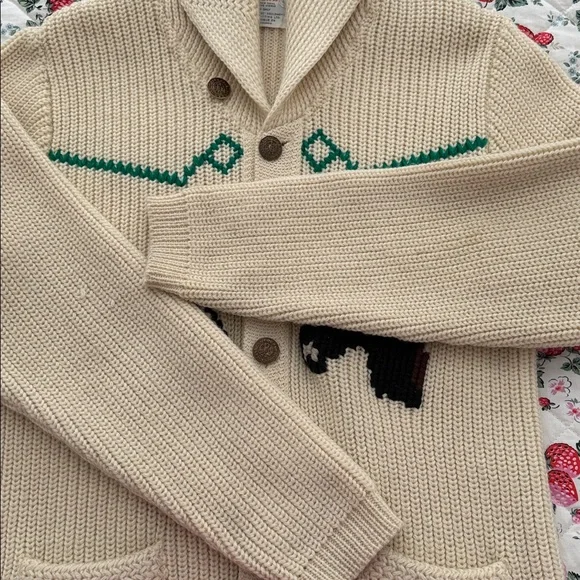 Beautiful Vintage Wool Cardigan Sweater with Horse Detail - Picture 5 of 12